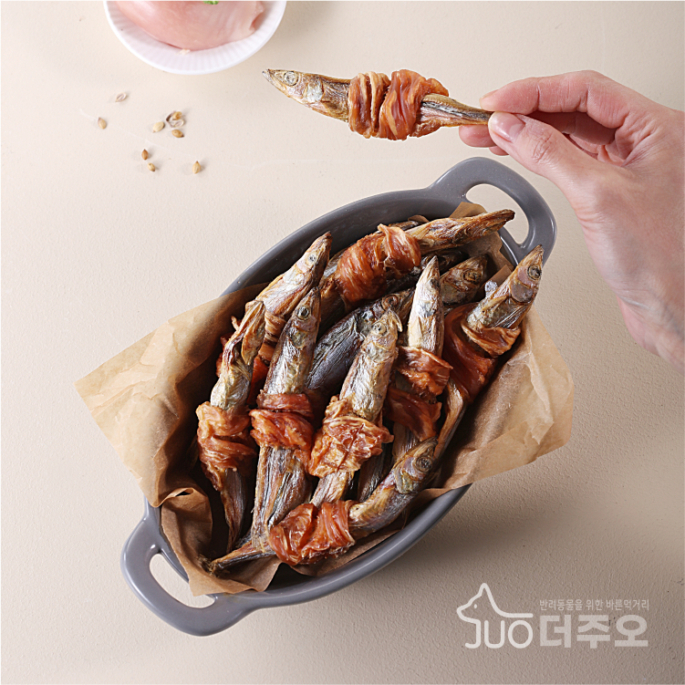 [더주오] 치킨열빙어말이 50g 썸네일 5