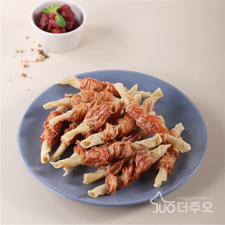 [더주오] 치킨한우껌롤 40g
